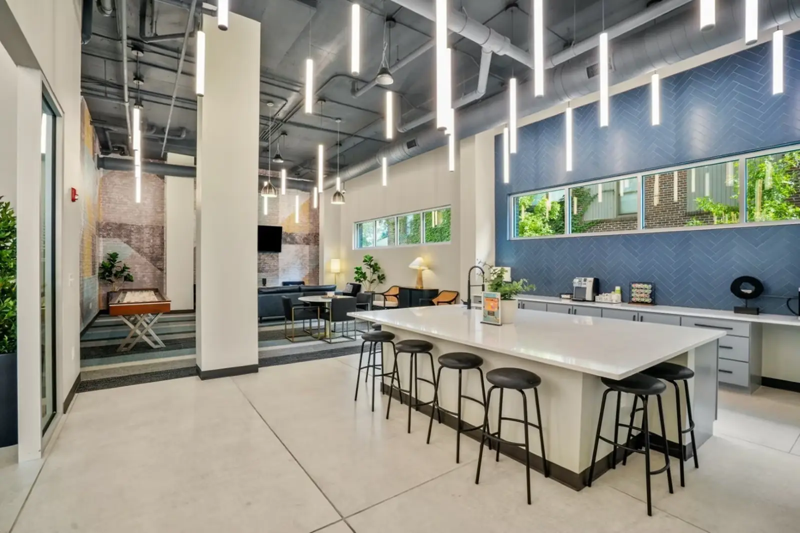 555 Boulevard community amenities