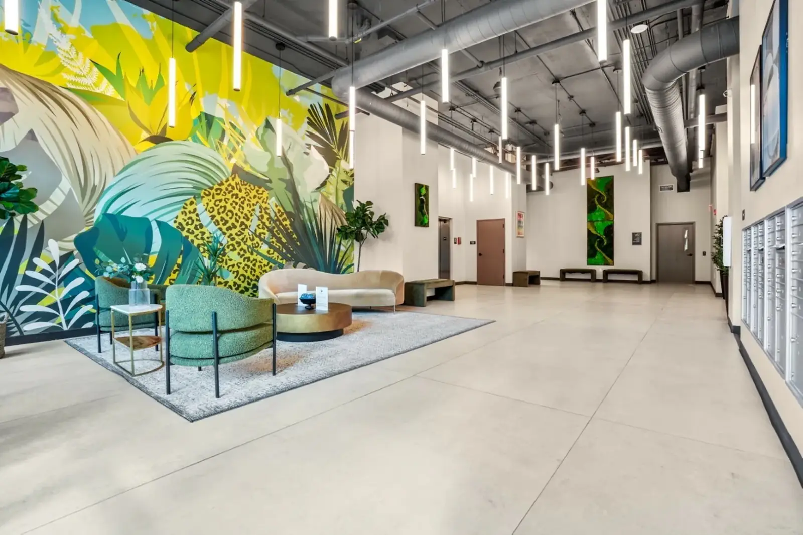 555 Boulevard modern lobby, apartments in Atlanta, GA